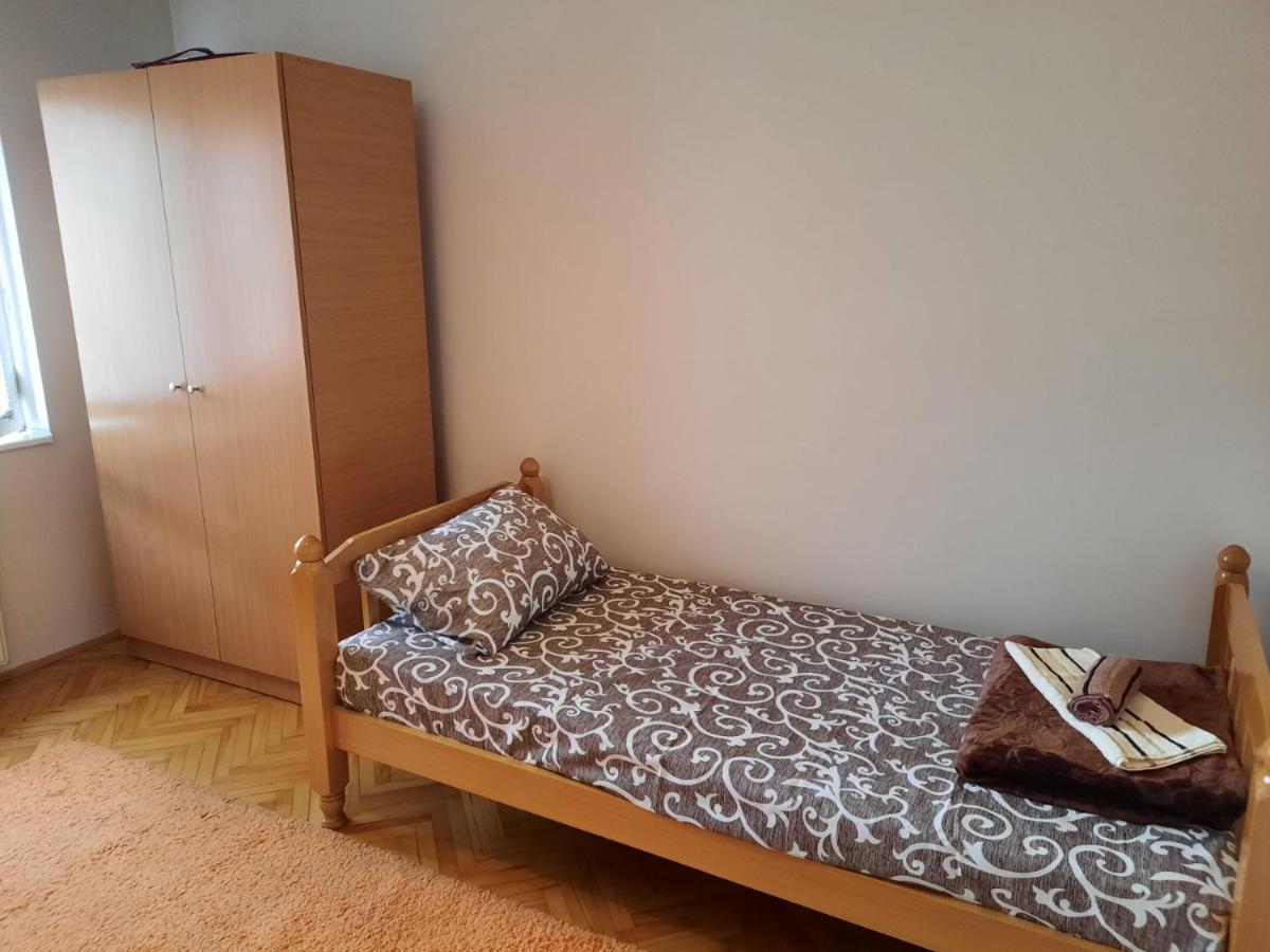 Apartman Lan - Free Parking Vranje Exterior photo