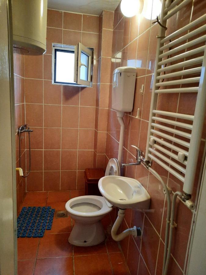 Apartman Lan - Free Parking Vranje Exterior photo